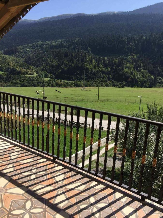 Jilieta Hotel Mestia Bagian luar foto